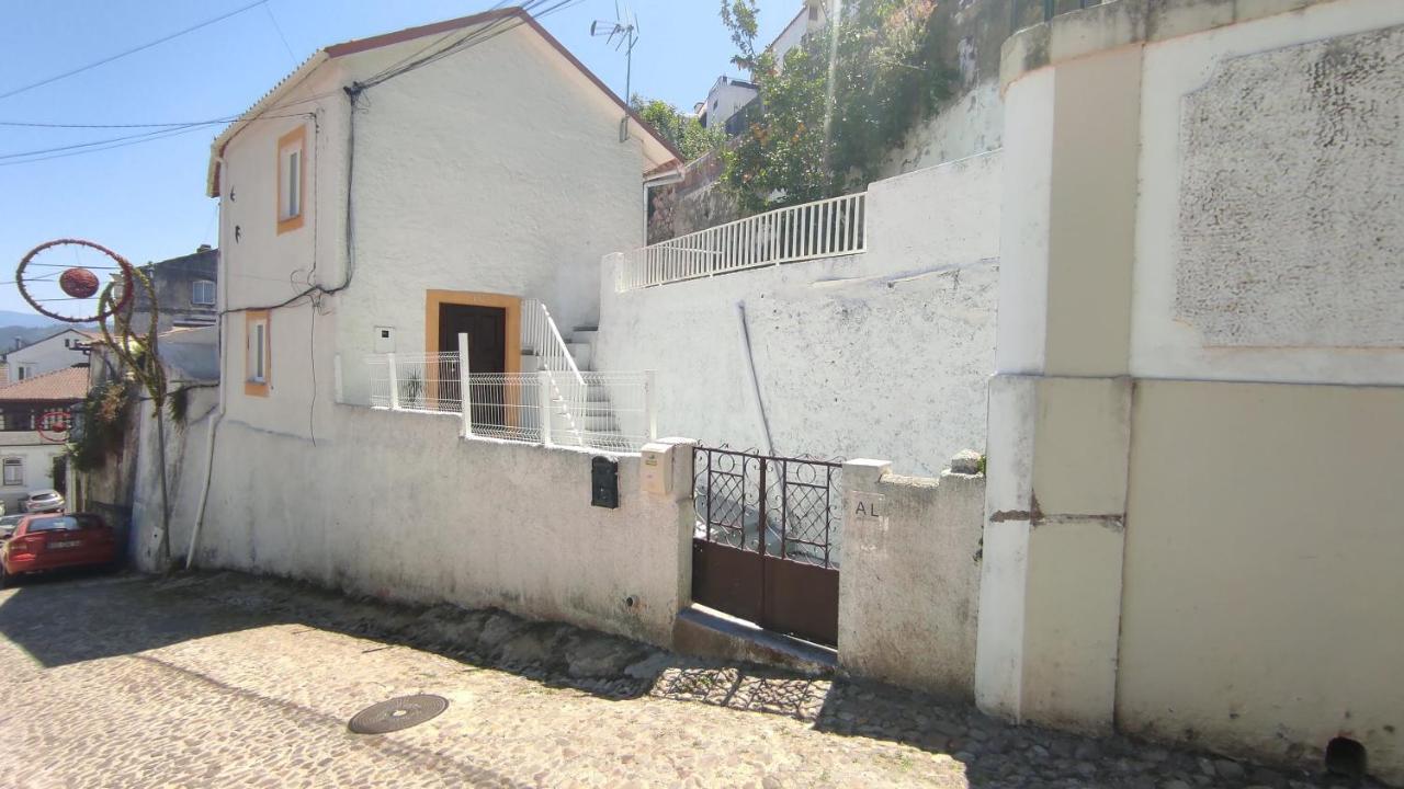 Lemon Tree House Coimbra - Courtyard Garden With City Views Exterior photo